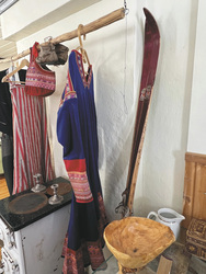 lappländische Kleidung, ©Karawane