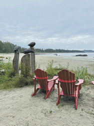 Kanadische Stühle am Strand, ©Karawane