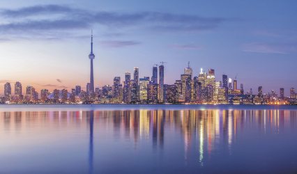 Toronto CN Tower, ©Diego Grandi/Shutterstock.