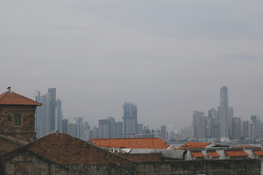 Alt und Neu in Panama-Stadt, ©Karawane